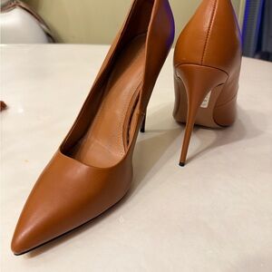 Elegant Tan-brown Stiletto Heels